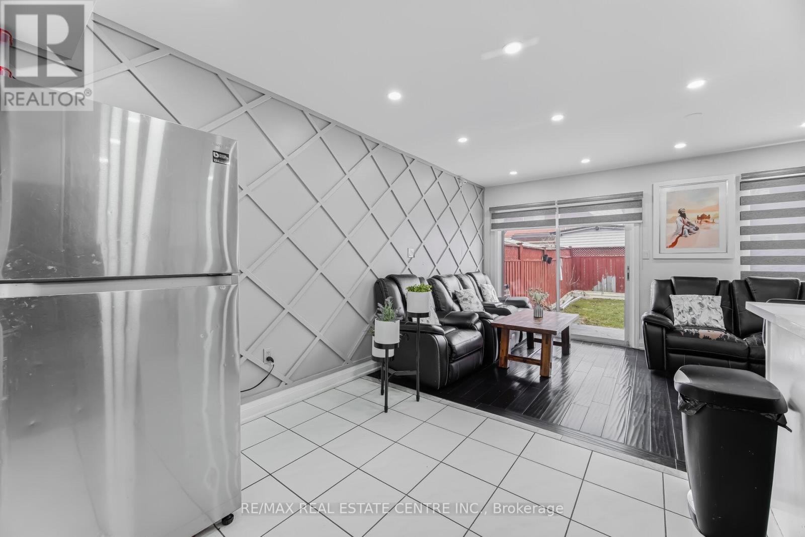 28 Mount Fuji Crescent, Brampton, Ontario  L6R 2L3 - Photo 18 - W12943700