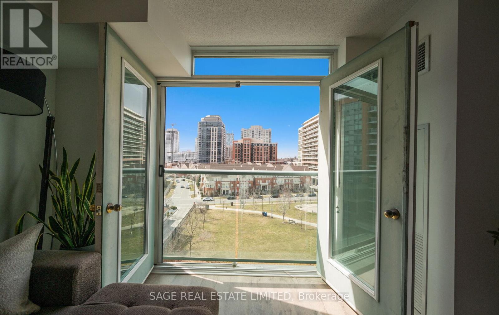 707 - 17 Michael Power Place, Toronto, Ontario  M9A 5G5 - Photo 25 - W12943718