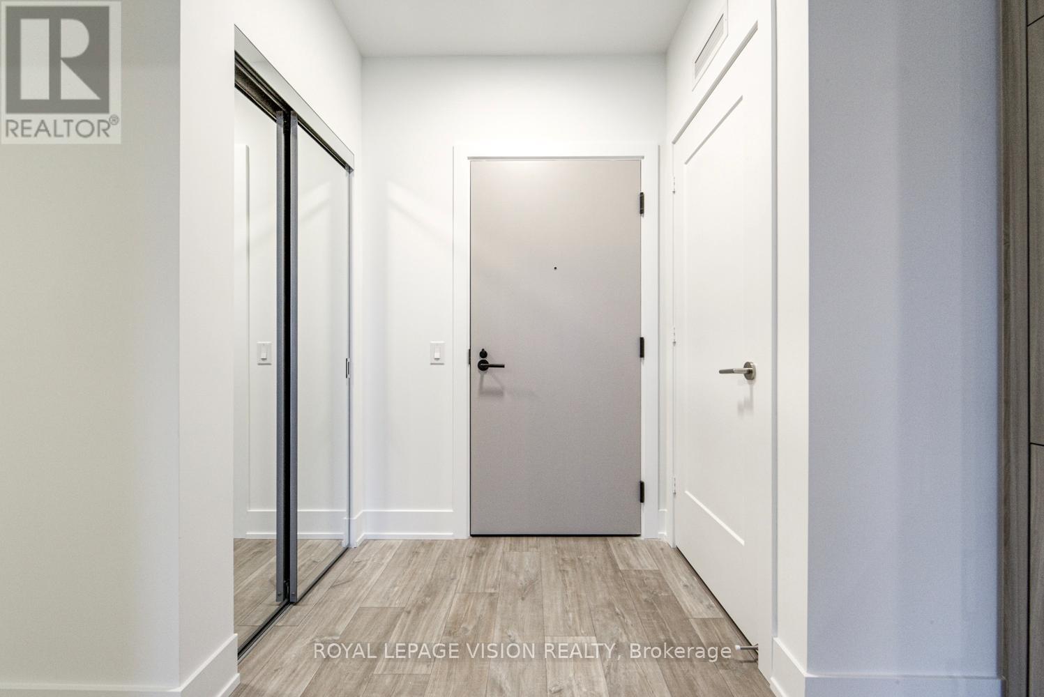 522 - 858 Dupont Street, Toronto, Ontario  M6G 0C1 - Photo 7 - W12943764