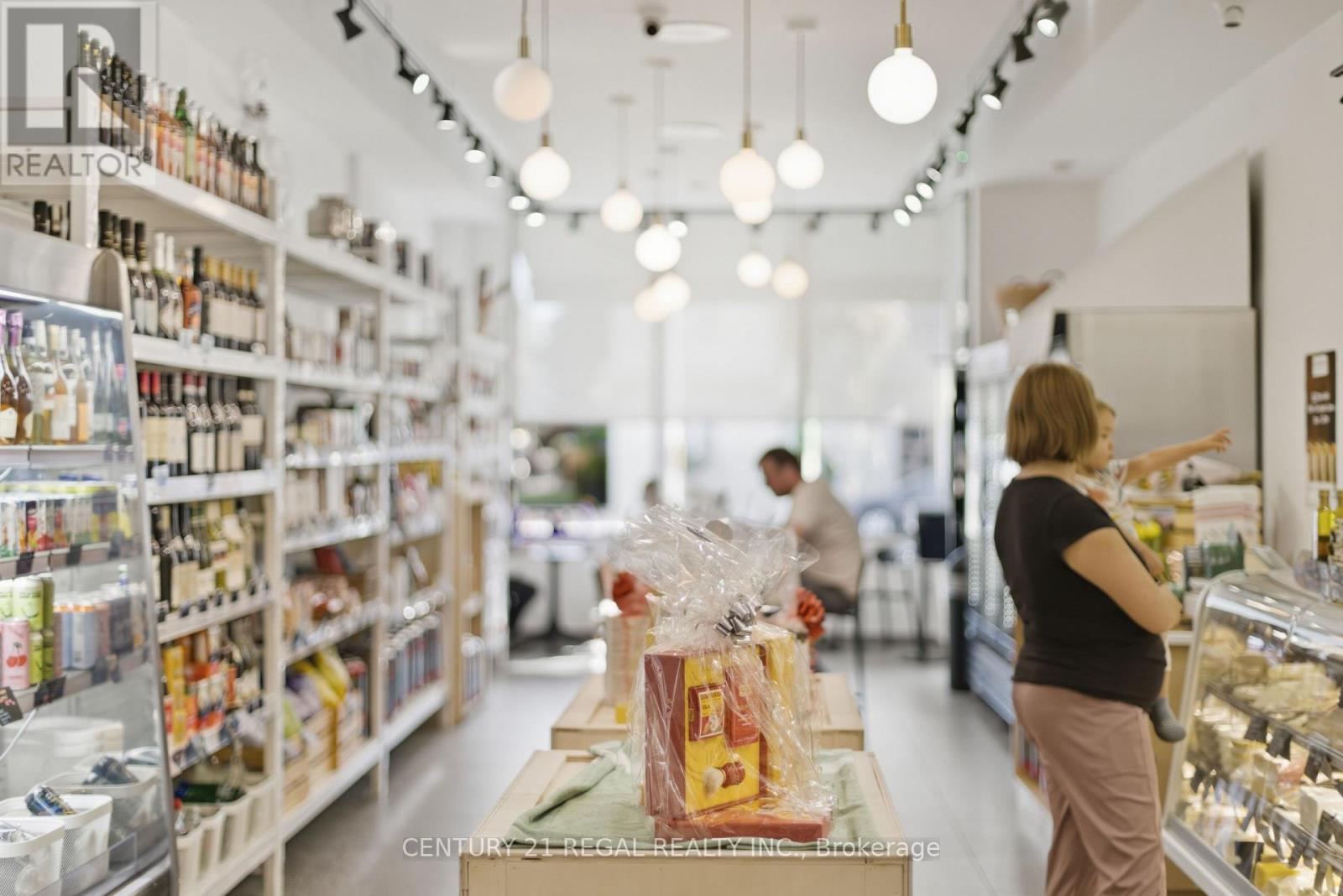 1700 St Clair Avenue W, Toronto, Ontario  M6N 1J1 - Photo 28 - W12943790