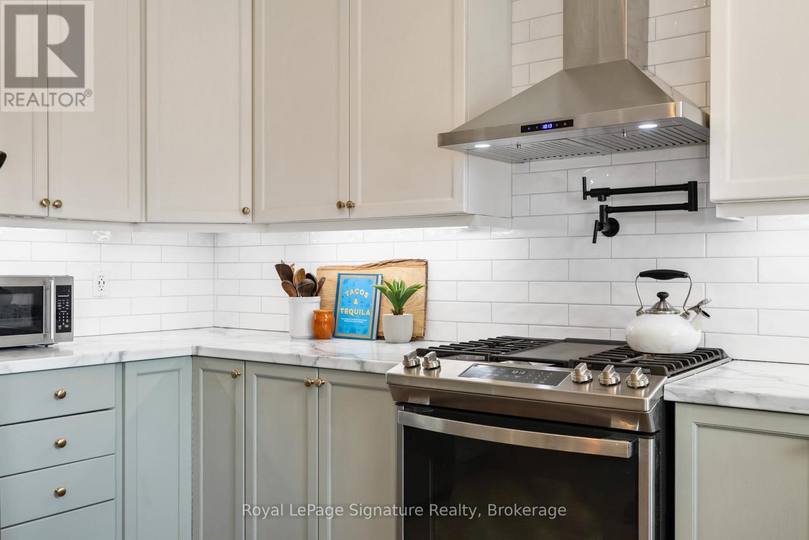 9 Wilson Street, Collingwood, Ontario  L9Y 0Y9 - Photo 10 - S12812556