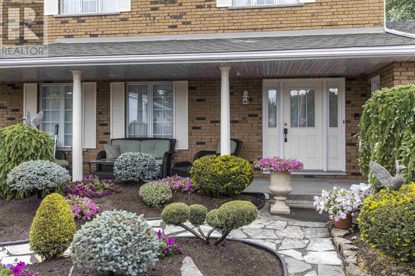 16 Ravina St, Sault Ste. Marie, Ontario  P6B 3J7 - Photo 2 - SM260568