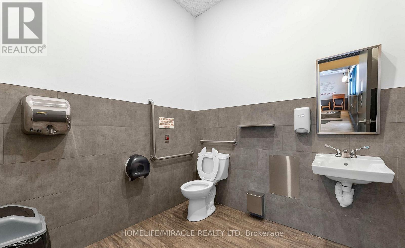 99 Main Street E, Huntsville (Chaffey), Ontario  P1H 1H1 - Photo 15 - X12943346