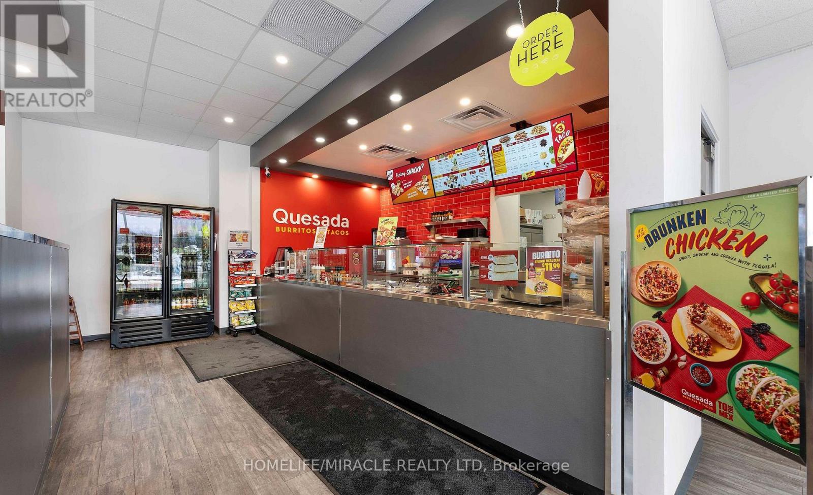 99 Main Street E, Huntsville (Chaffey), Ontario  P1H 1H1 - Photo 4 - X12943346