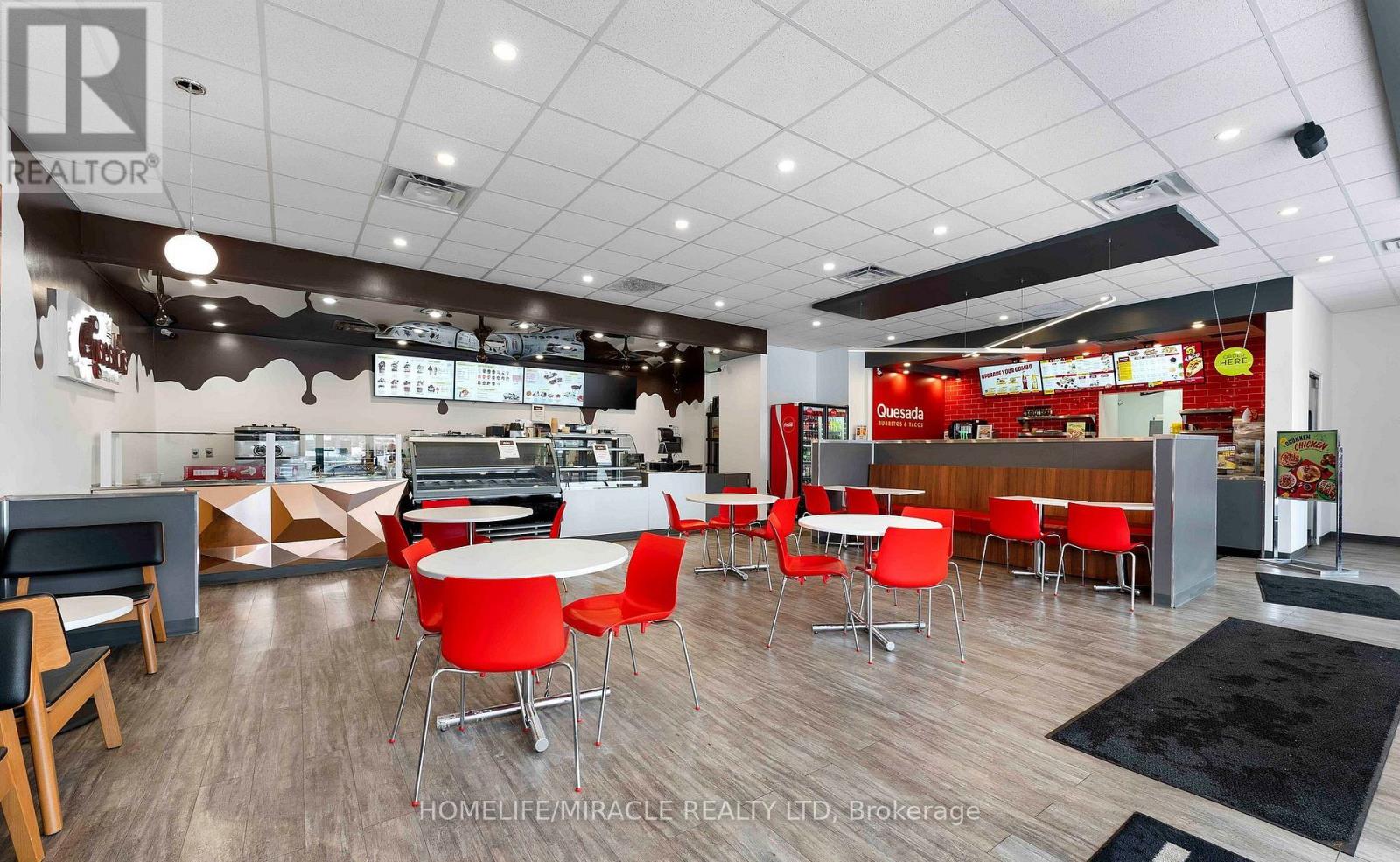 99 Main Street E, Huntsville (Chaffey), Ontario  P1H 1H1 - Photo 5 - X12943346