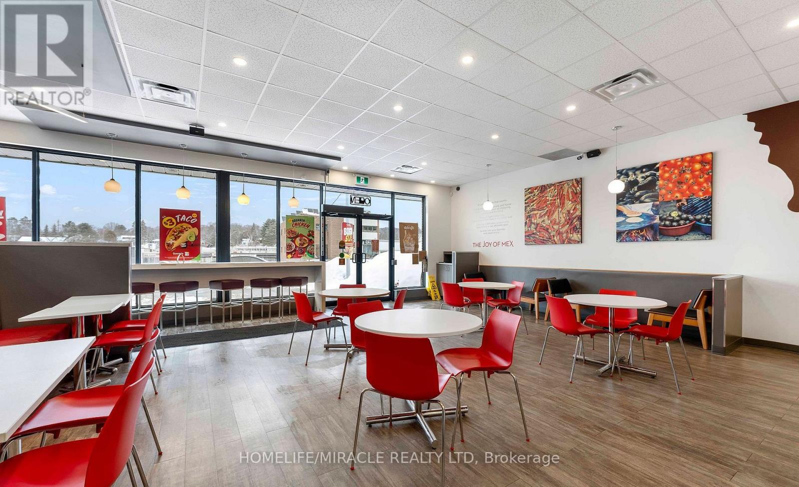 99 Main Street E, Huntsville (Chaffey), Ontario  P1H 1H1 - Photo 6 - X12943346