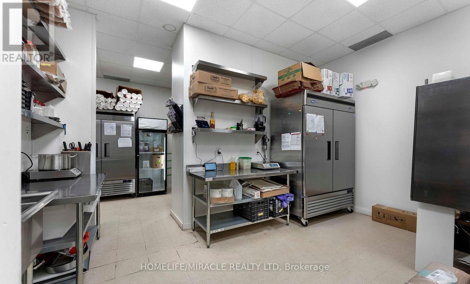 99 Main Street E, Huntsville (Chaffey), Ontario  P1H 1H1 - Photo 9 - X12943346