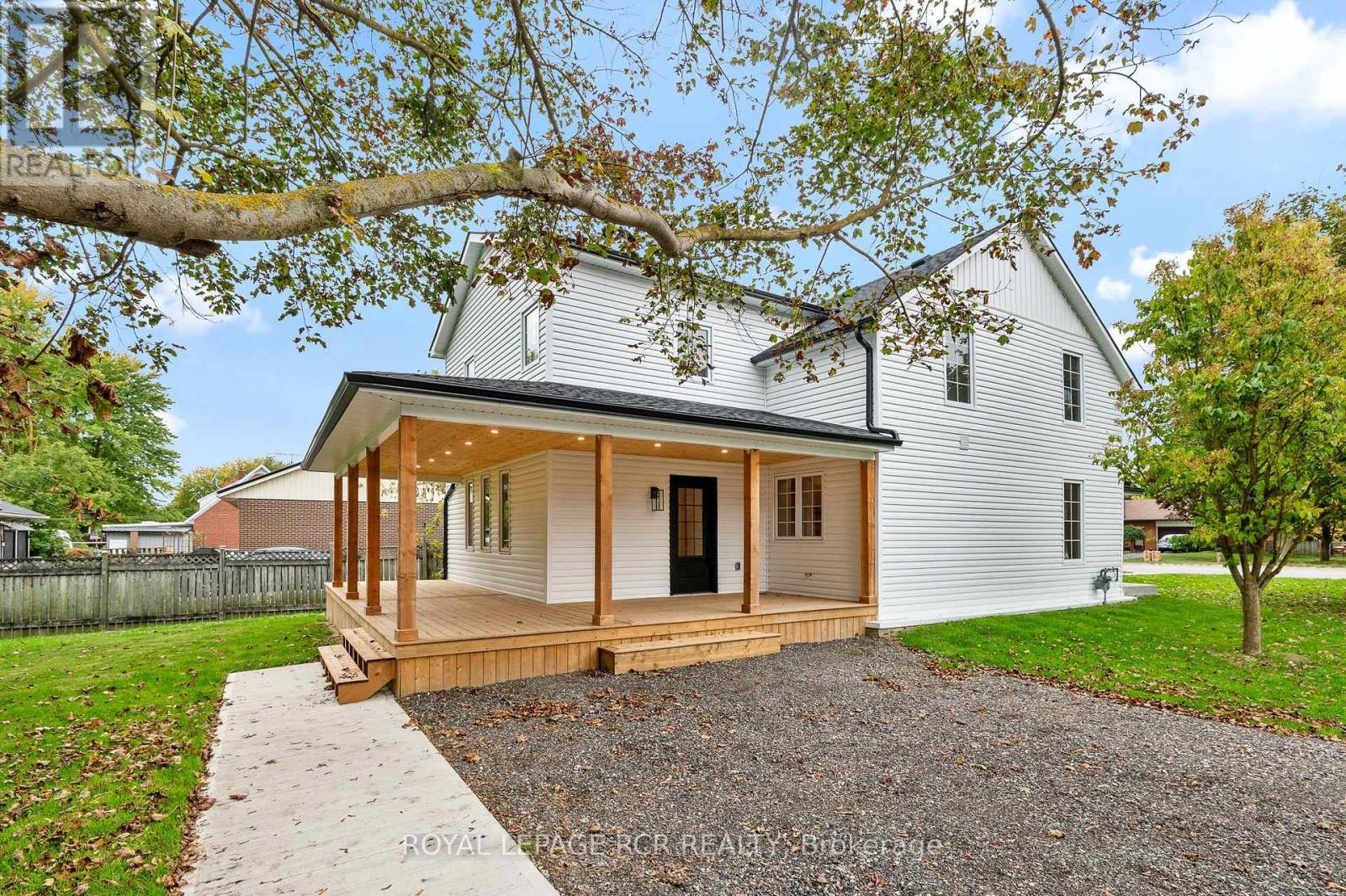 349 Smith Street, Wellington North, Ontario  N0G 1A0 - Photo 3 - X12943368