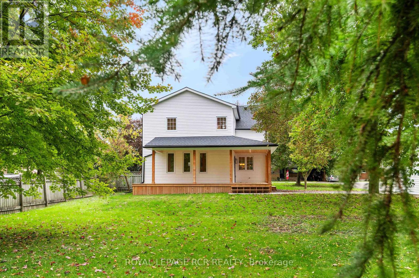 349 Smith Street, Wellington North, Ontario  N0G 1A0 - Photo 4 - X12943368