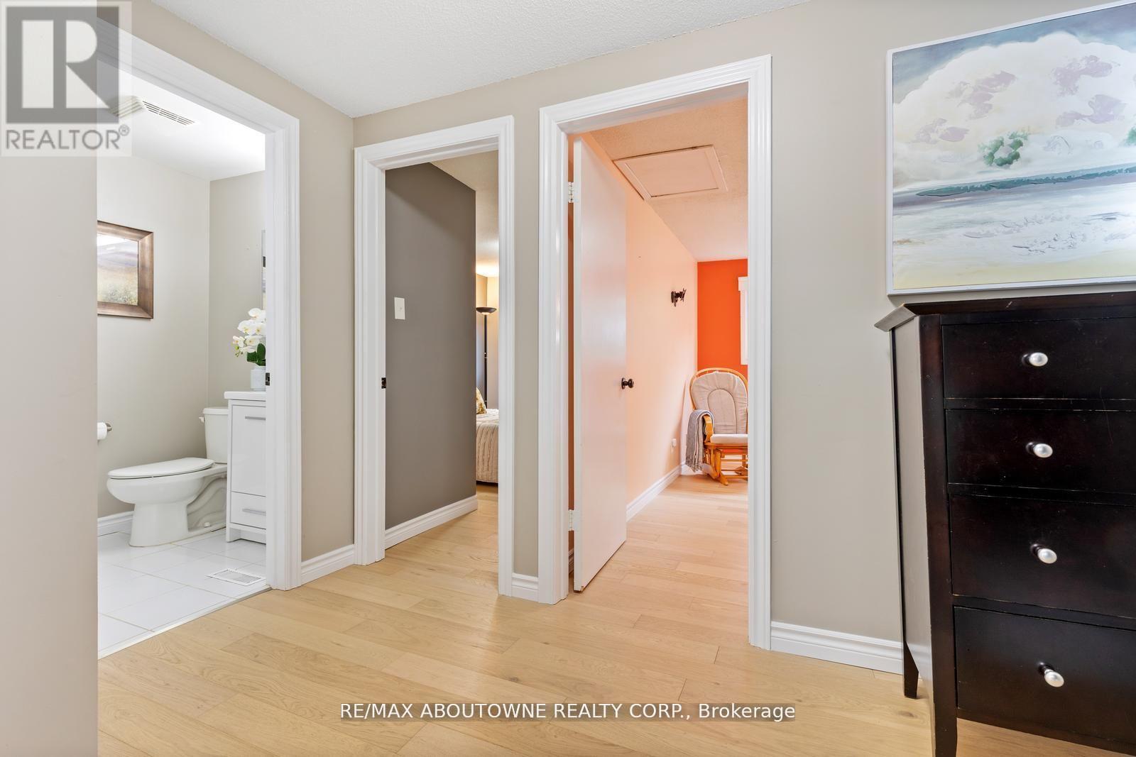 48 - 49 Cedarwoods Crescent, Kitchener, Ontario  N2C 2L1 - Photo 24 - X12943438