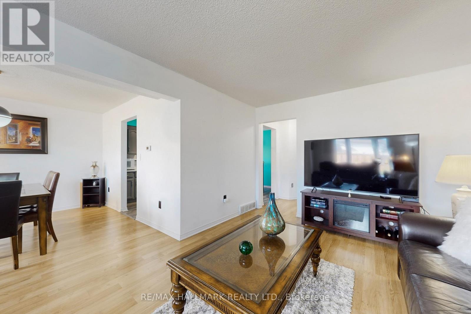 7863 Alfred Street, Niagara Falls, Ontario  L2H 2W8 - Photo 6 - X12943544