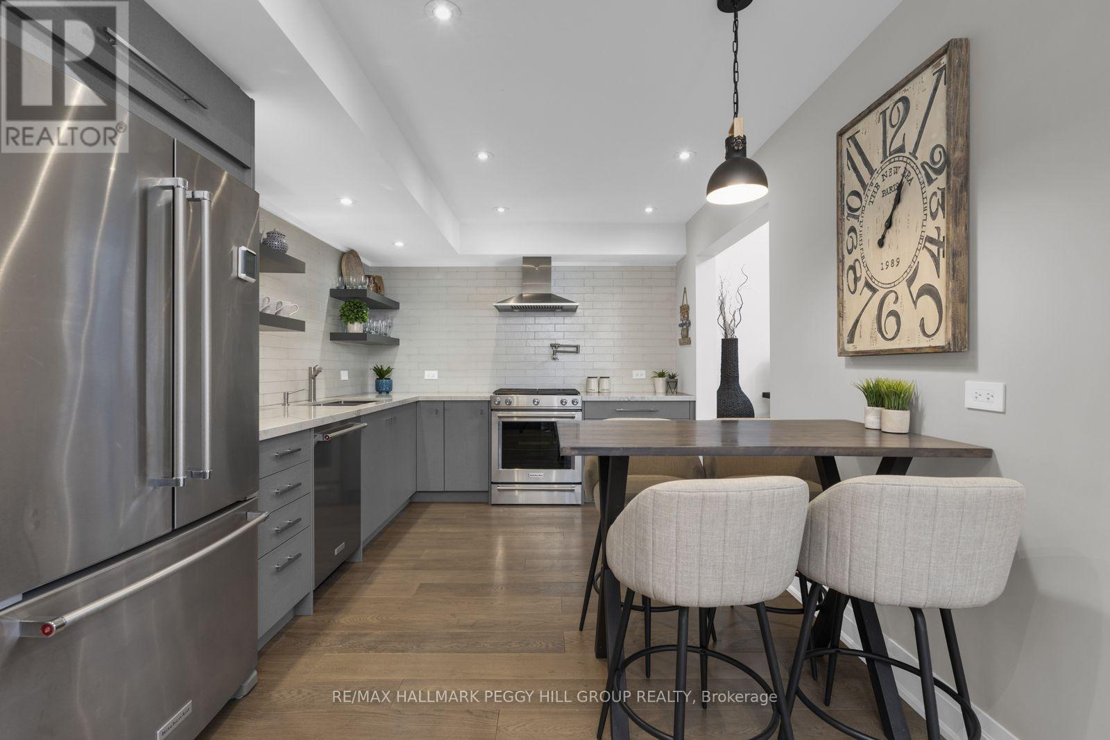 80 Links Trail, Georgian Bay, Ontario  L0K 1S0 - Photo 5 - X12943556