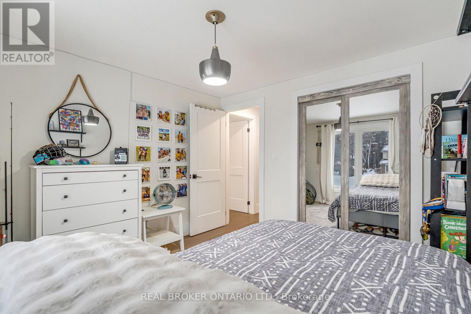 16 Bannisdale Way, Hamilton, Ontario  L0R 1H2 - Photo 35 - X12943632