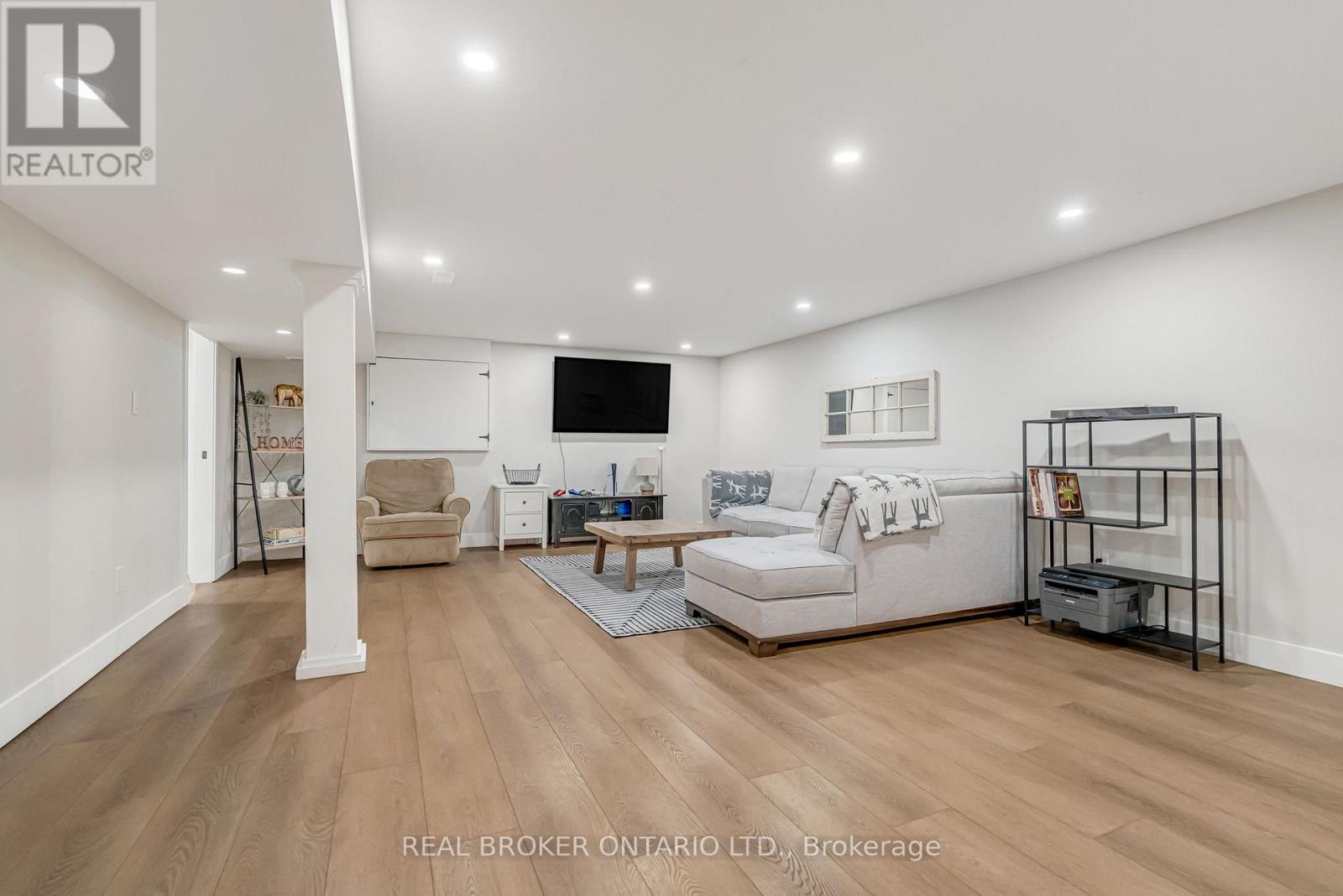 16 Bannisdale Way, Hamilton, Ontario  L0R 1H2 - Photo 37 - X12943632