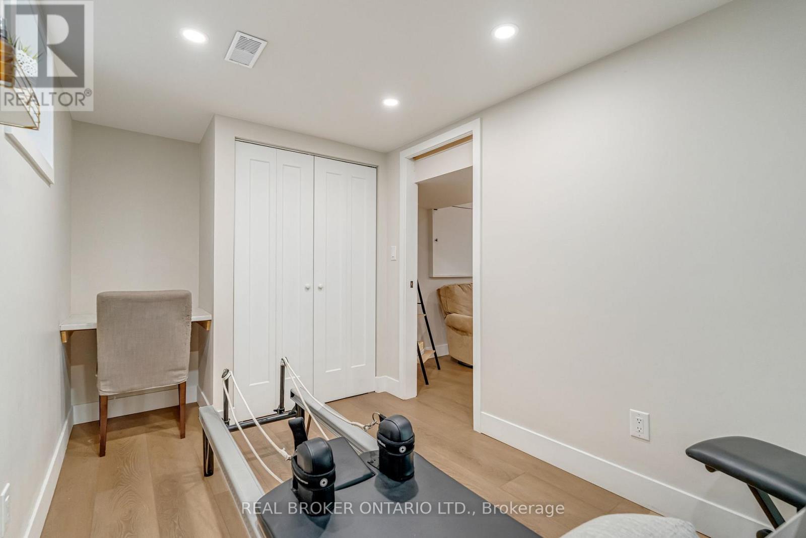 16 Bannisdale Way, Hamilton, Ontario  L0R 1H2 - Photo 43 - X12943632