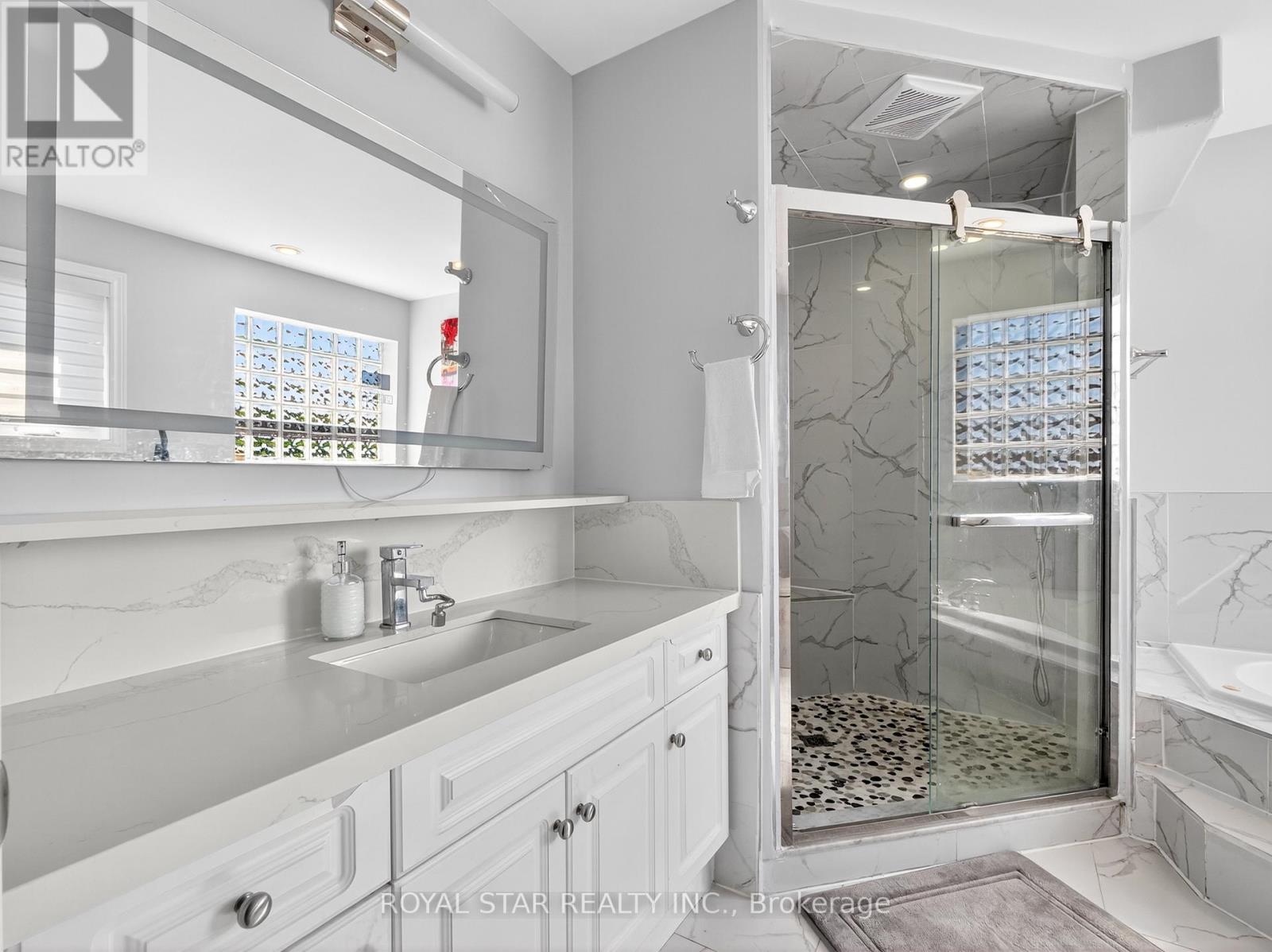 1951 County Road 27, Lakeshore, Ontario  N0R 1V0 - Photo 26 - X12943674