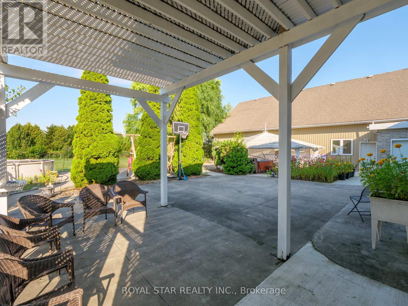 1951 County Road 27, Lakeshore, Ontario  N0R 1V0 - Photo 46 - X12943674