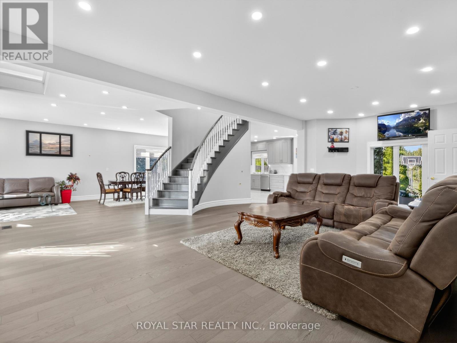 1951 County Road 27, Lakeshore, Ontario  N0R 1V0 - Photo 7 - X12943674