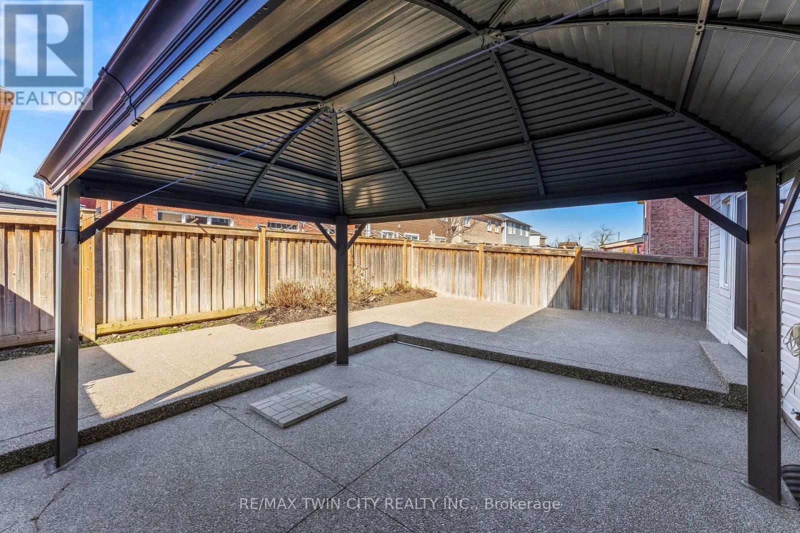 334 Apple Hill Crescent, Kitchener, Ontario  N2R 0E5 - Photo 36 - X12943802