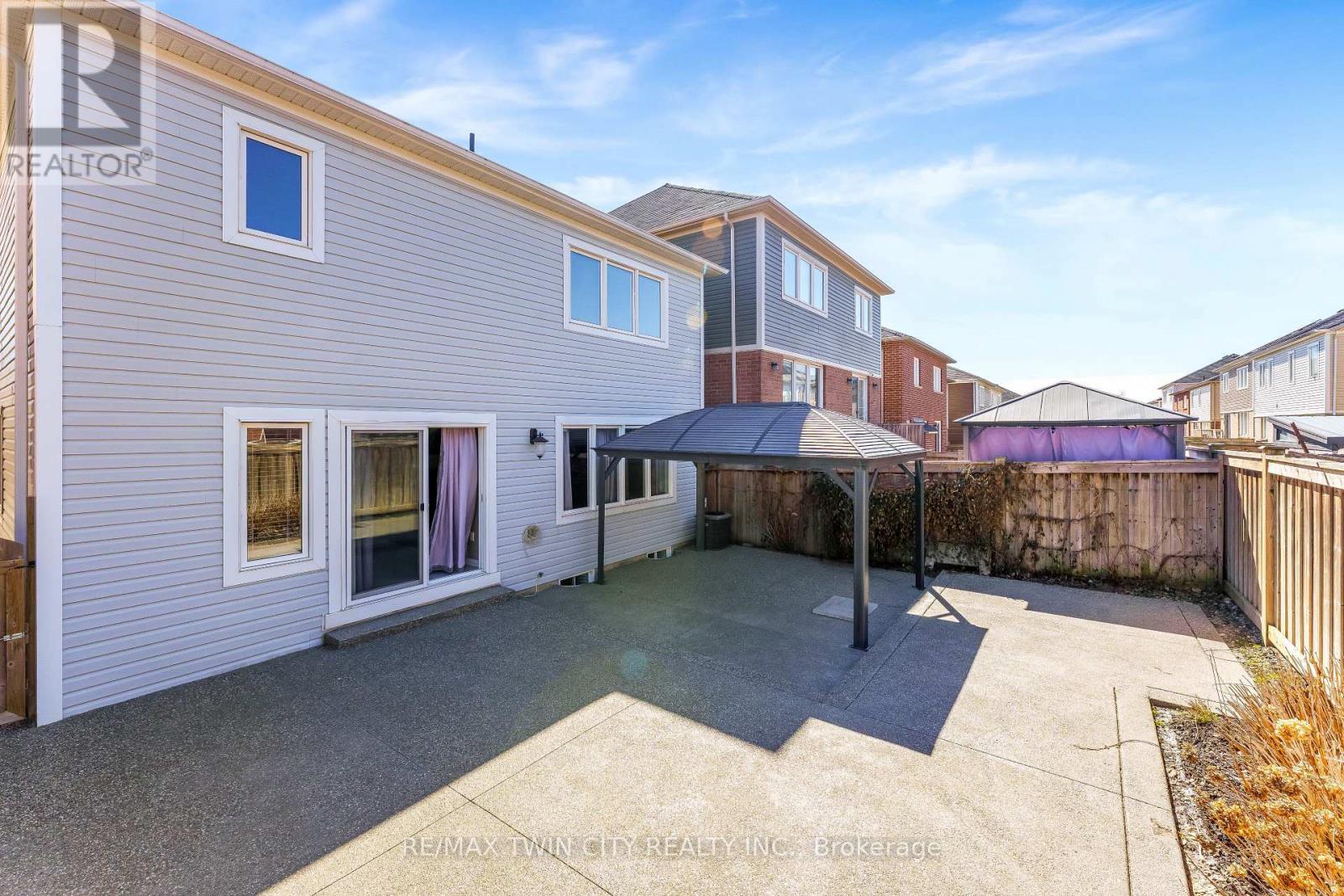 334 Apple Hill Crescent, Kitchener, Ontario  N2R 0E5 - Photo 37 - X12943802