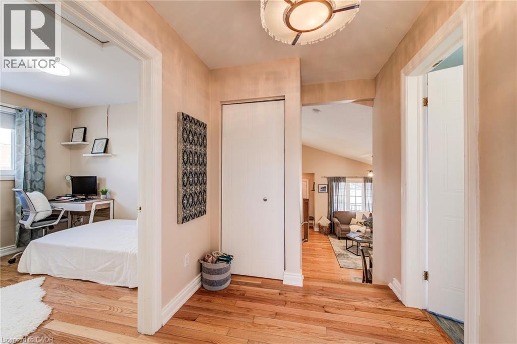 84 Endeavour Drive, Cambridge, Ontario  N3C 4C2 - Photo 18 - 40816607