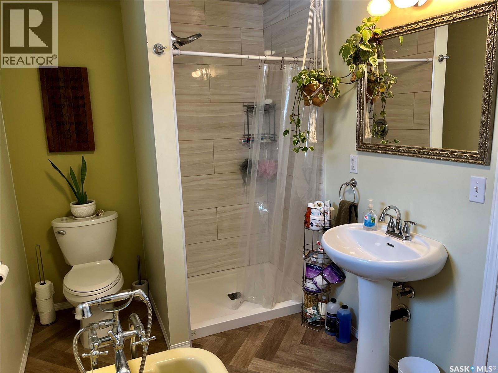 200 3rd Street, Dundurn, Saskatchewan  S0K 1K0 - Photo 17 - SK029549