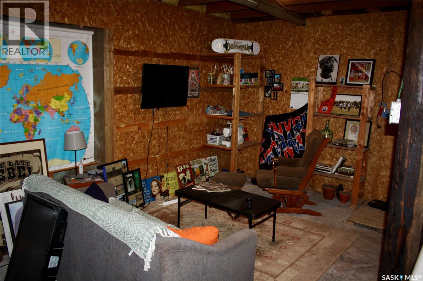 200 3rd Street, Dundurn, Saskatchewan  S0K 1K0 - Photo 23 - SK029549