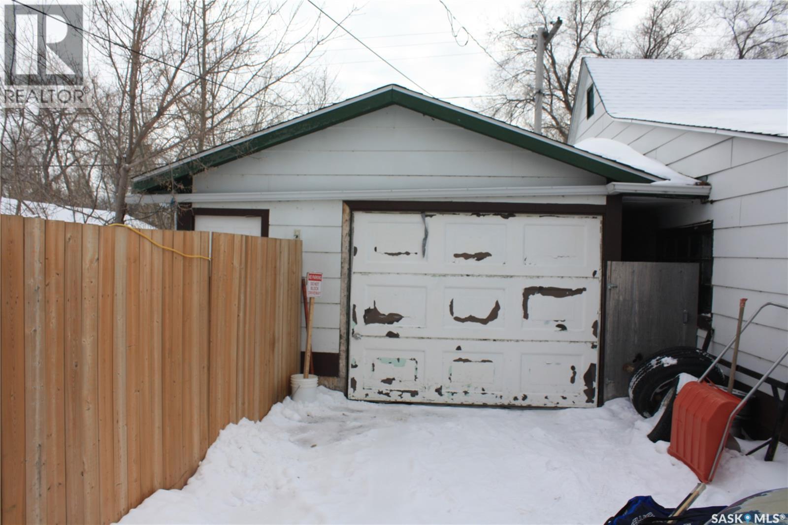 200 3rd Street, Dundurn, Saskatchewan  S0K 1K0 - Photo 33 - SK029549