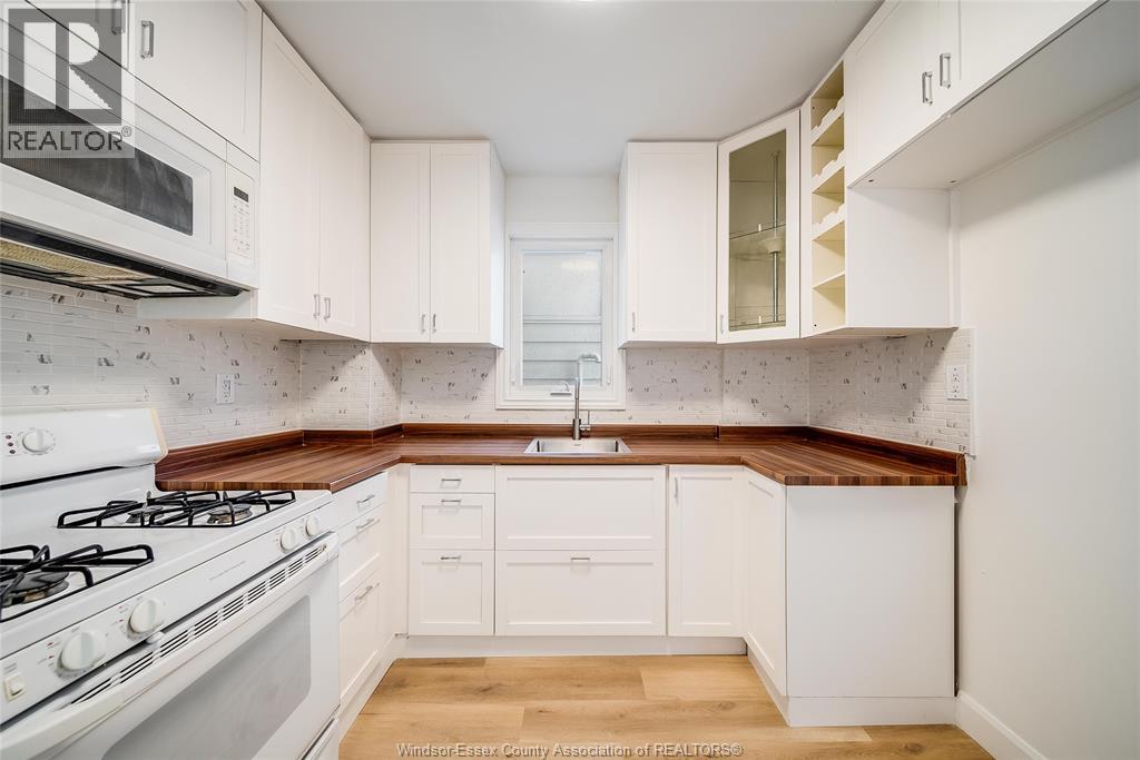 876 Hall Avenue, Windsor, Ontario  N9A 2M3 - Photo 15 - 26006412