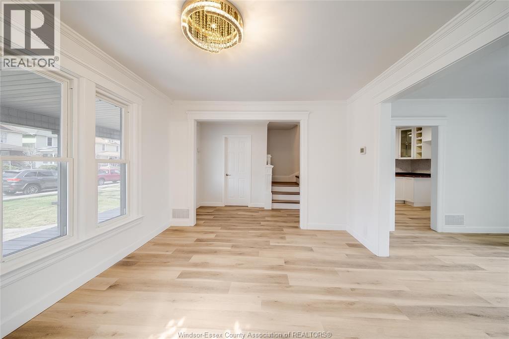 876 Hall Avenue, Windsor, Ontario  N9A 2M3 - Photo 12 - 26006412