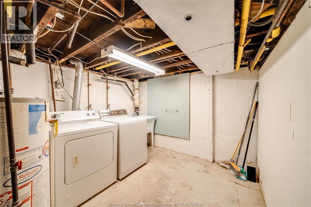 876 Hall Avenue, Windsor, Ontario  N9A 2M3 - Photo 41 - 26006412