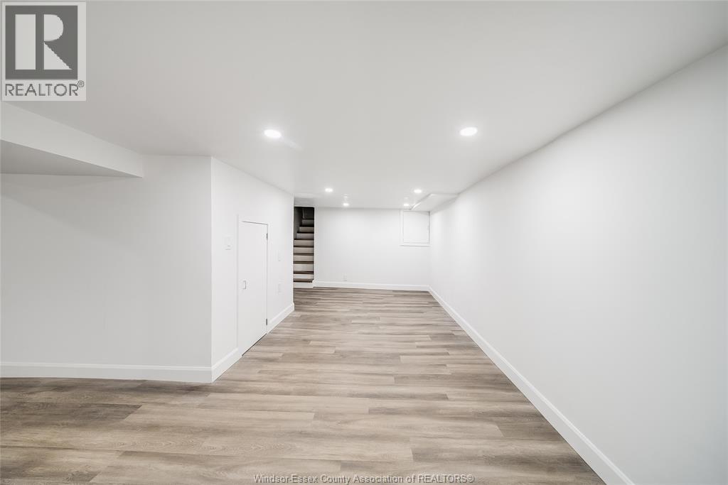 876 Hall Avenue, Windsor, Ontario  N9A 2M3 - Photo 36 - 26006412