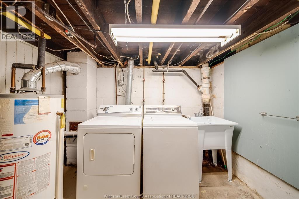 876 Hall Avenue, Windsor, Ontario  N9A 2M3 - Photo 42 - 26006412