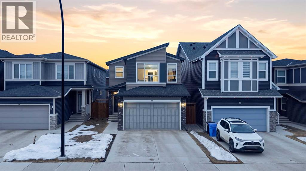 44 Belmont Heath SW, Calgary, Alberta  T2X 4N8 - Photo 1 - A2291335