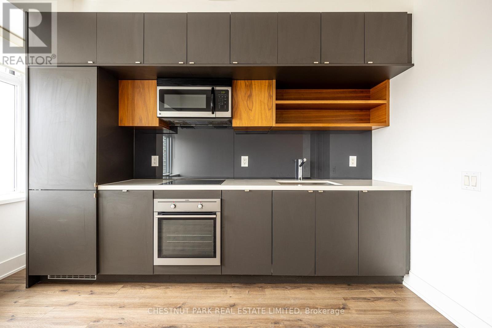 416 - 111 St Clair Avenue W, Toronto, Ontario  M4V 1N5 - Photo 13 - C12904146