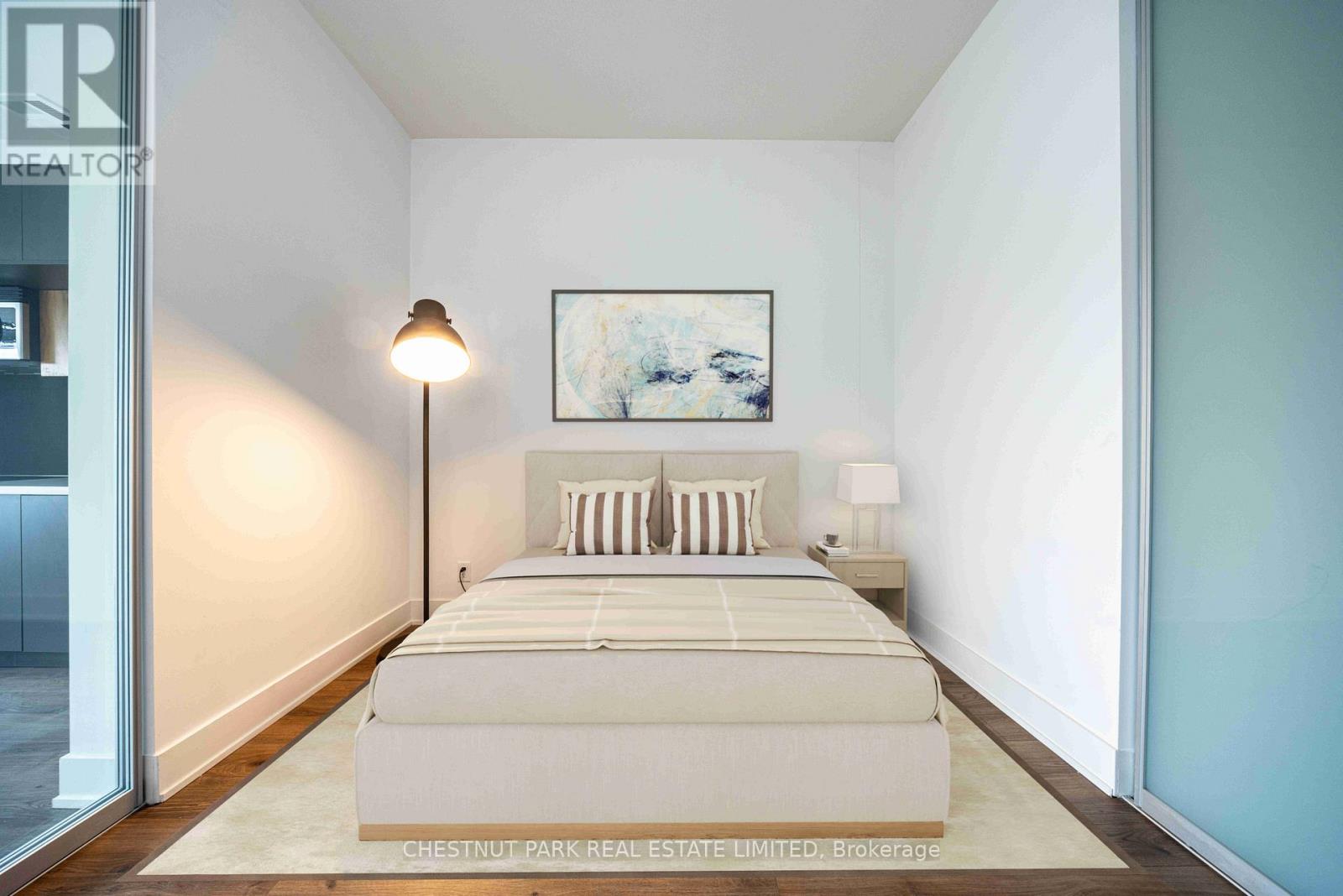 416 - 111 St Clair Avenue W, Toronto, Ontario  M4V 1N5 - Photo 3 - C12904146