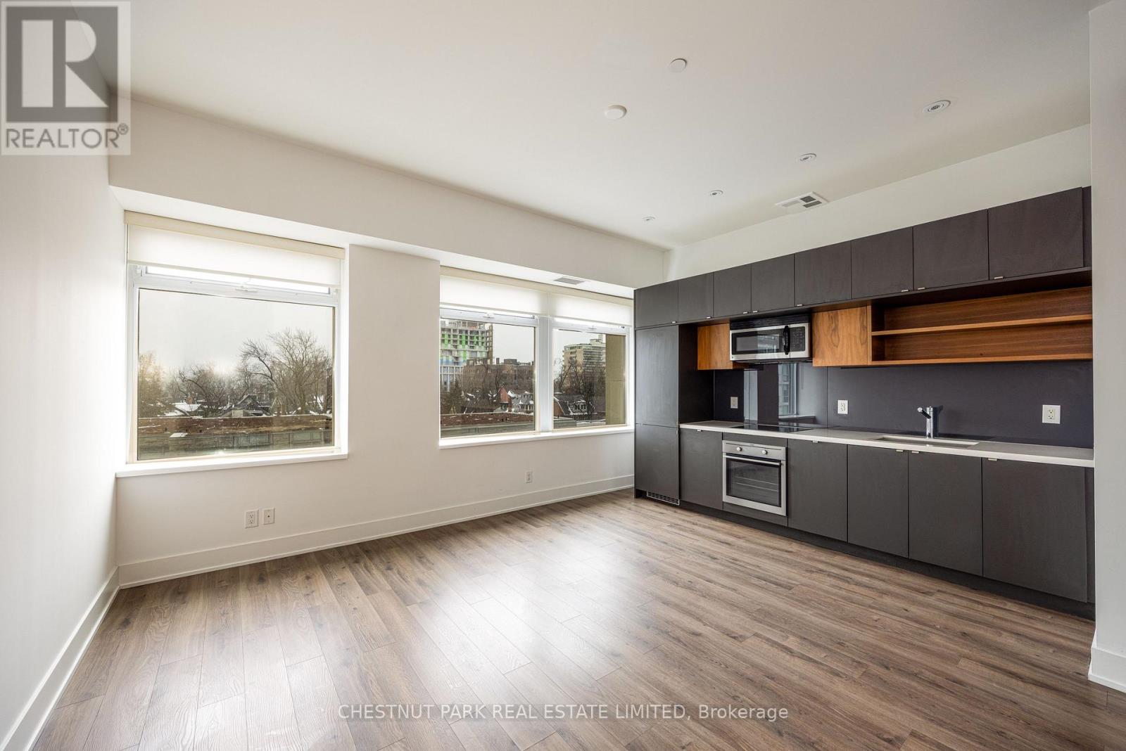 416 - 111 St Clair Avenue W, Toronto, Ontario  M4V 1N5 - Photo 8 - C12904146