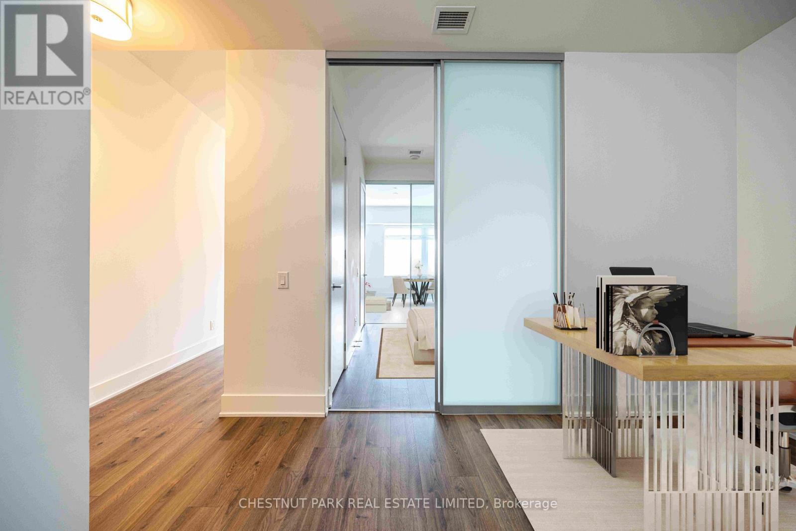 416 - 111 St Clair Avenue W, Toronto, Ontario  M4V 1N5 - Photo 7 - C12904146