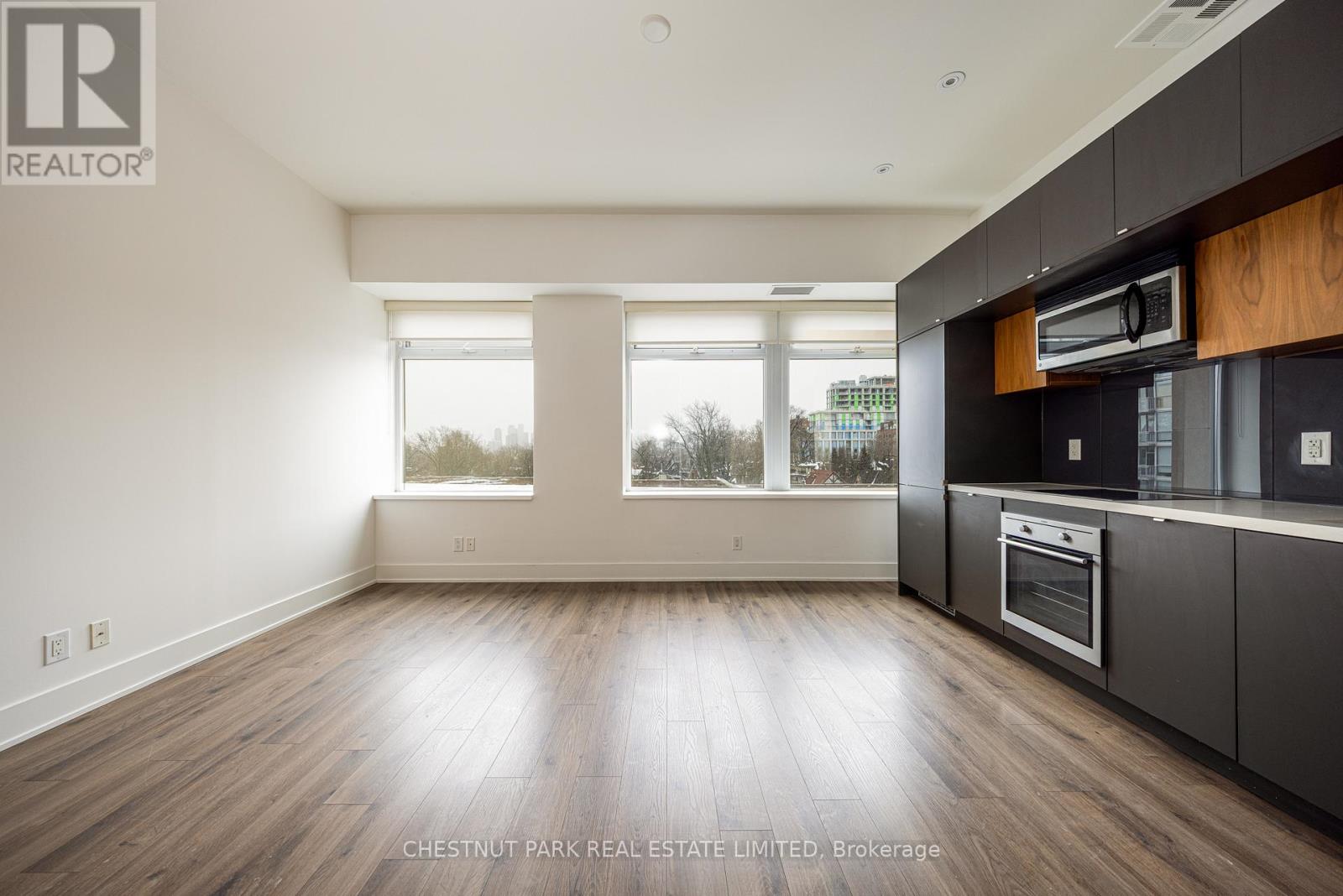 416 - 111 St Clair Avenue W, Toronto, Ontario  M4V 1N5 - Photo 9 - C12904146