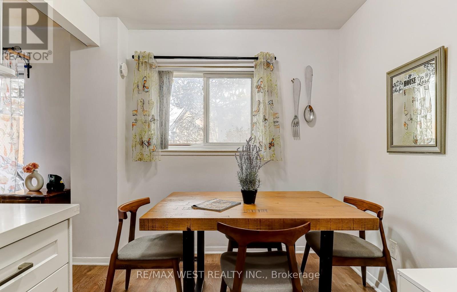 27 - 10 Leith Hill Road, Toronto, Ontario  M2J 1Z2 - Photo 5 - C12943548