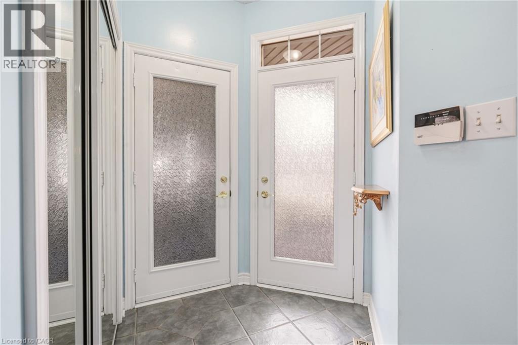 133 Thoroughbred Boulevard, Ancaster, Ontario  L9K 1N2 - Photo 5 - 40815733