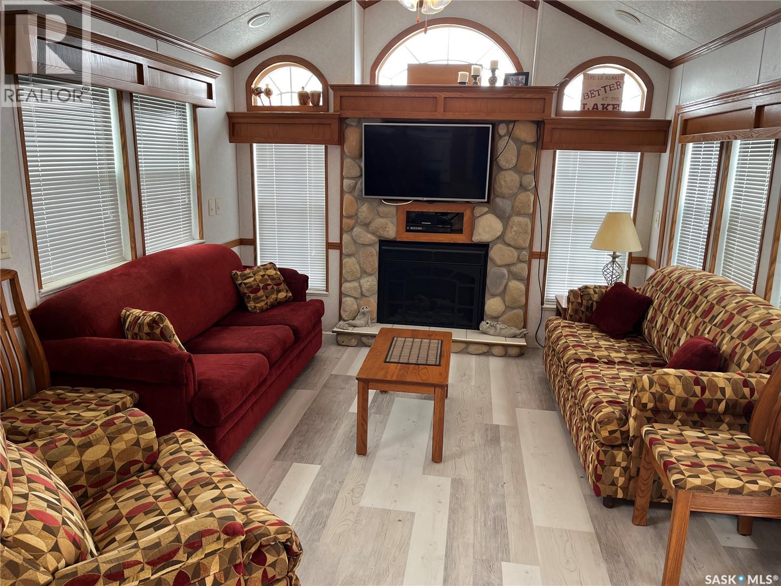 2 Bonneau Avenue, Gravelbourg Rm No. 104, Saskatchewan  S0H 1X0 - Photo 11 - SK031621