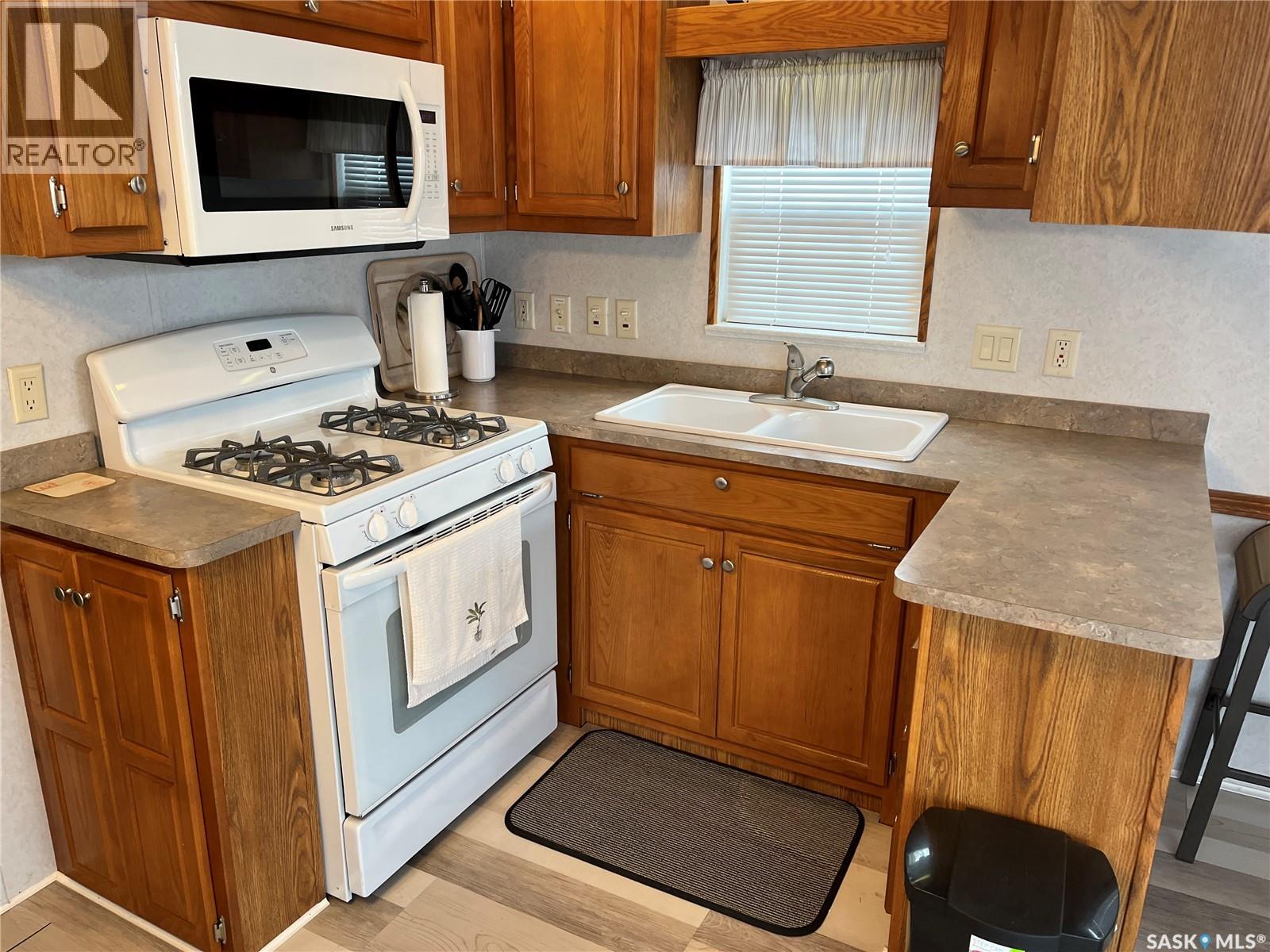 2 Bonneau Avenue, Gravelbourg Rm No. 104, Saskatchewan  S0H 1X0 - Photo 8 - SK031621