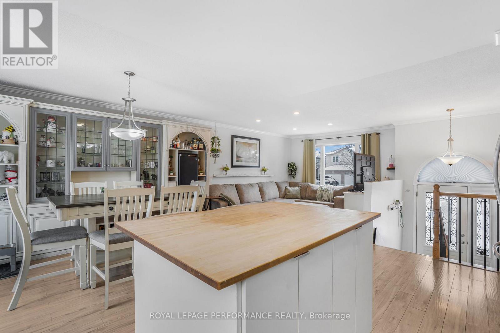 68 Lafleche Boulevard, Casselman, Ontario  K0A 1M0 - Photo 8 - X12943954