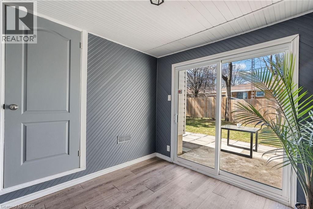 11 Martin Drive, Leamington, Ontario  N8H 2R5 - Photo 25 - 40815079