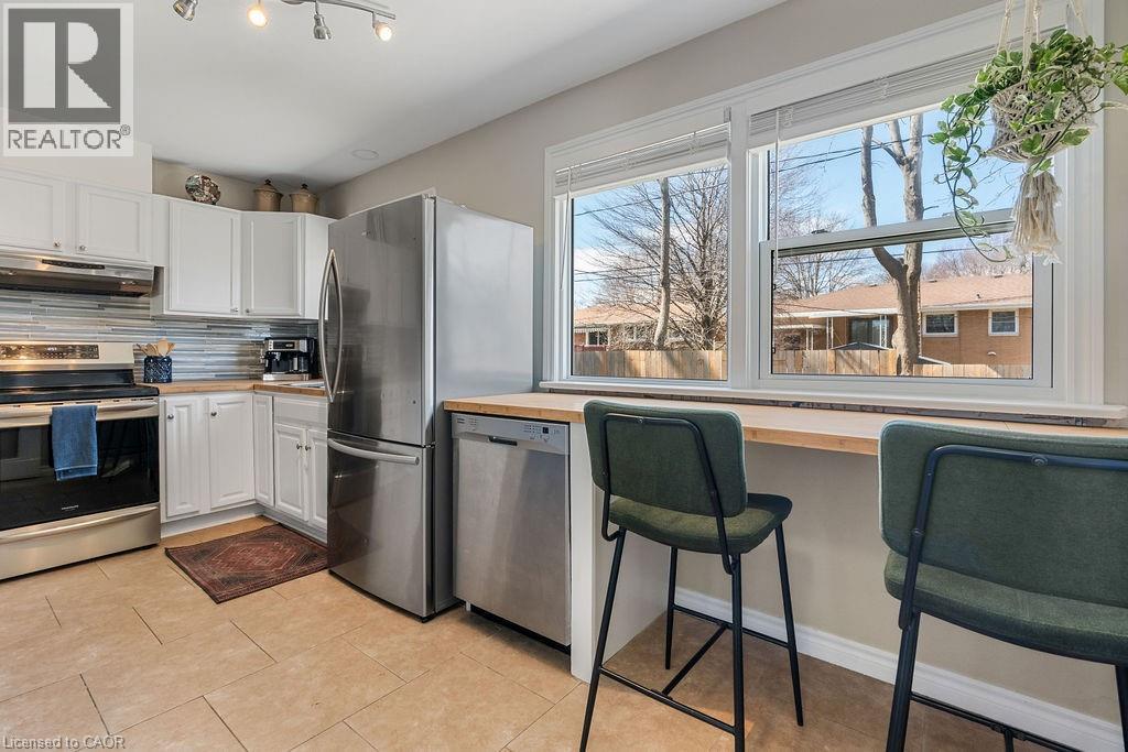 11 Martin Drive, Leamington, Ontario  N8H 2R5 - Photo 15 - 40815079