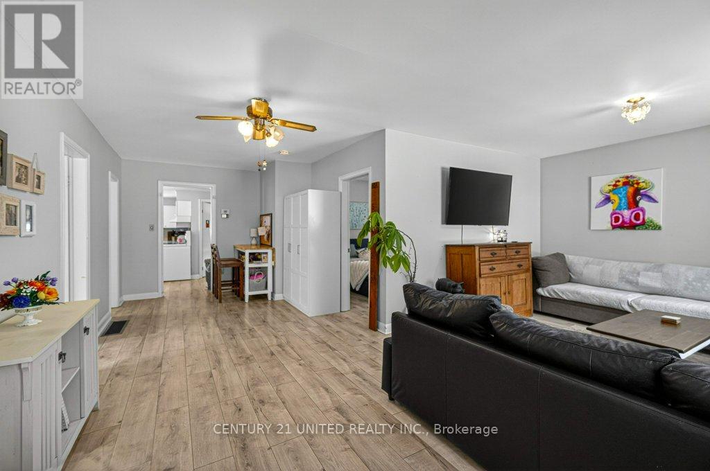 175 County Rd 504, North Kawartha, Ontario  K0L 1A0 - Photo 8 - X12944114