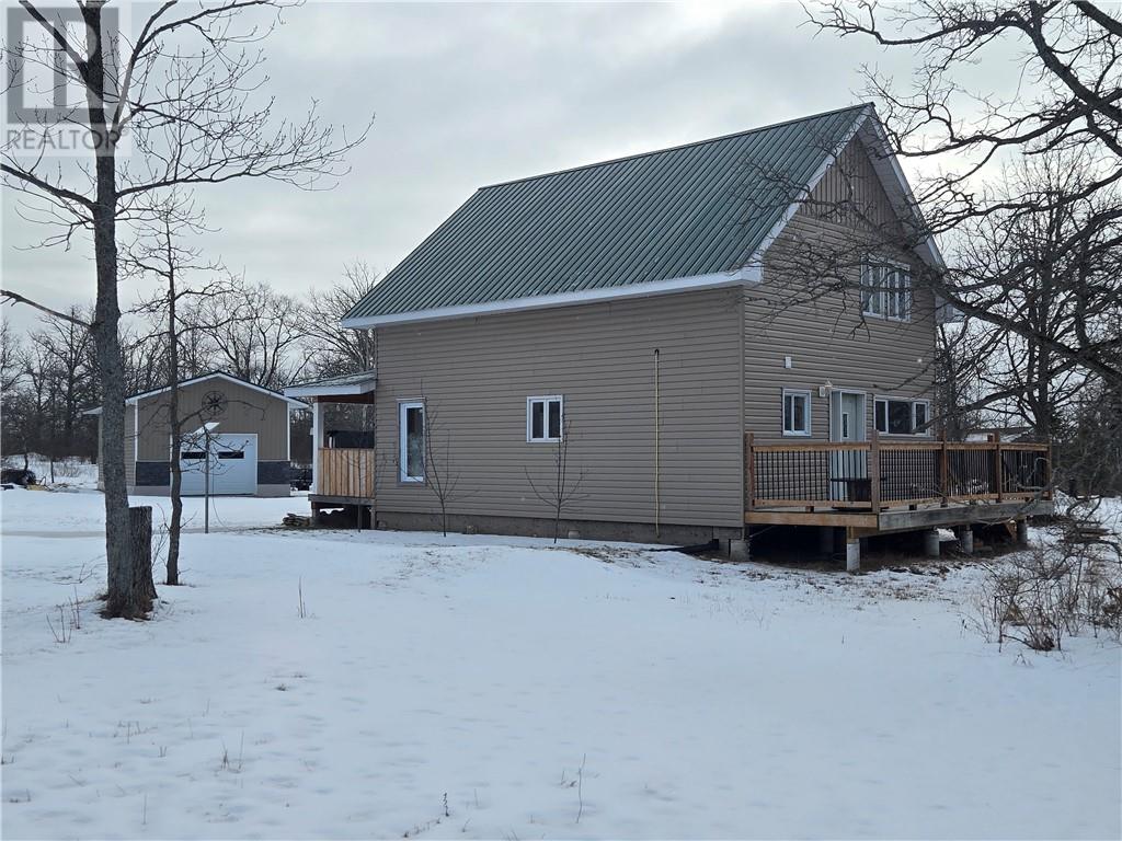 13939 Hwy 540, Gore Bay, Ontario P0P 1H0 - Photo 3 - 2126059