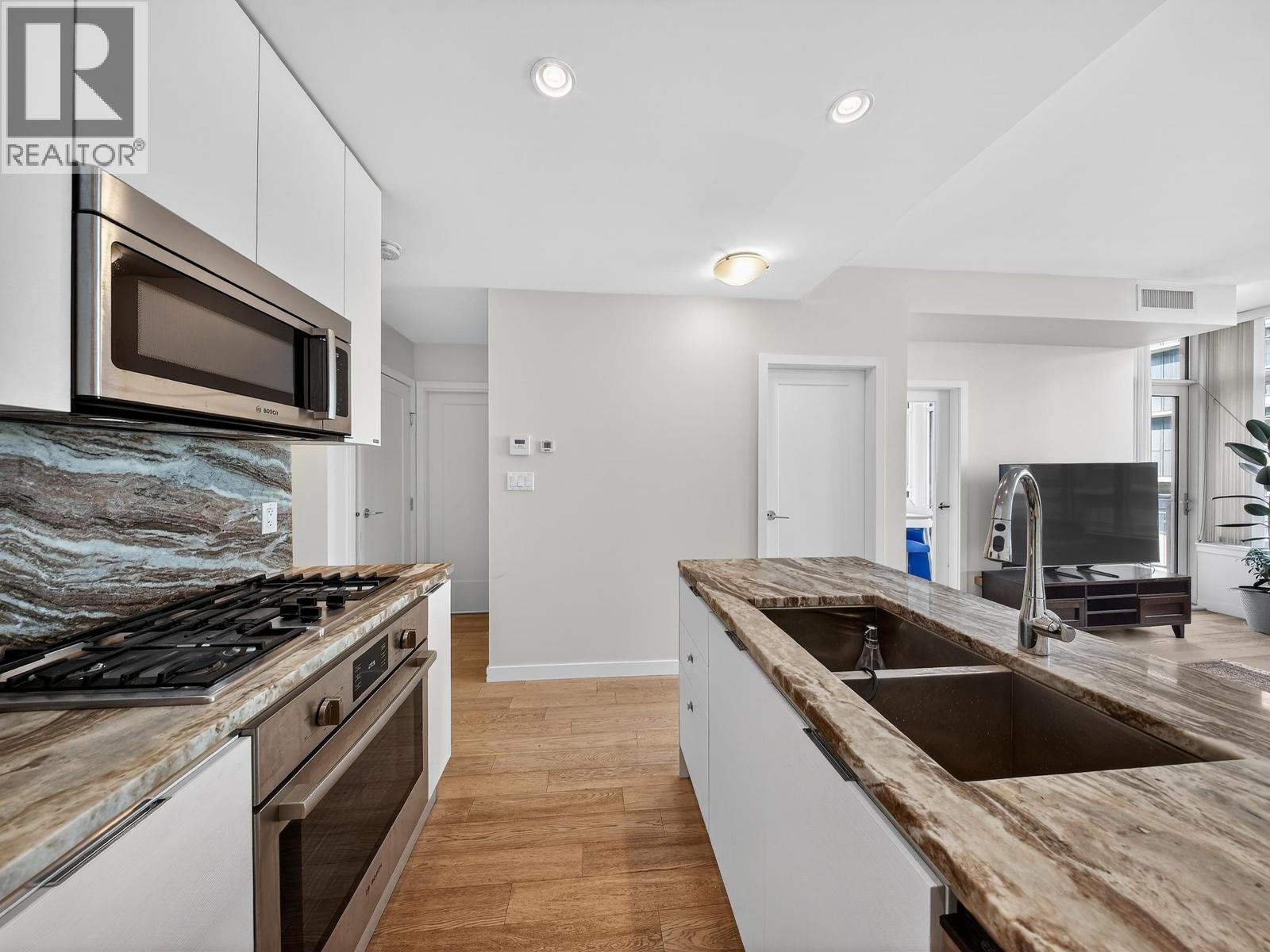 301 2565 Maple Street, Vancouver, British Columbia  V6J 0C8 - Photo 14 - R3105781