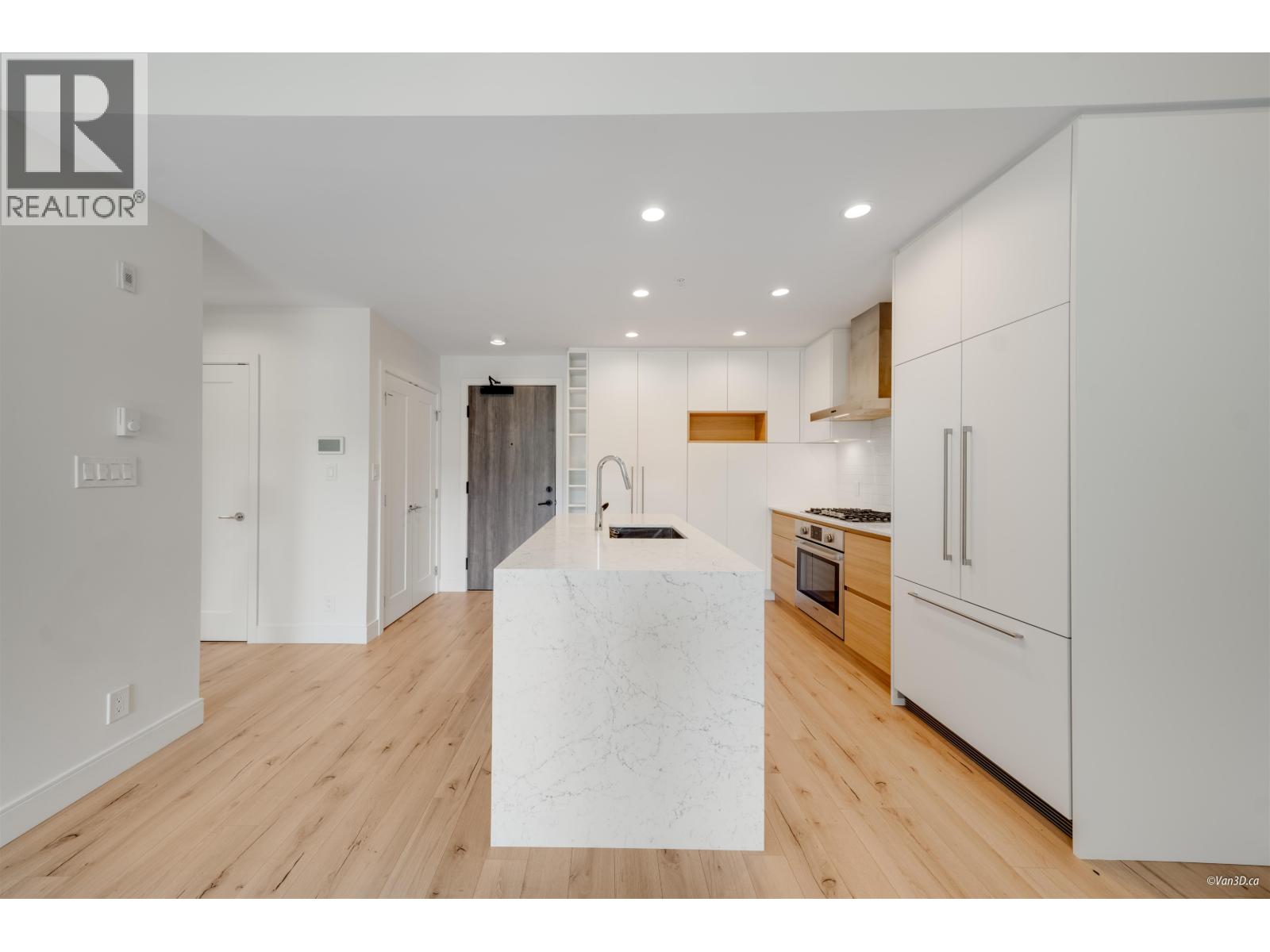 201 55 Klahanie Drive, Port Moody, British Columbia  V3H 0M9 - Photo 3 - R3105785